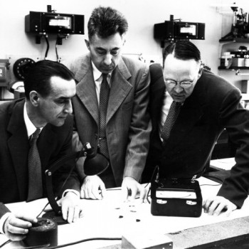 1954-Bell-Labs-Gerald-Pearson-Daryl-Chapin-Calvin-Fuller-from-Bell-Labs.jpg